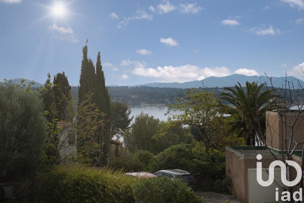 Maison à vendre 5 pièces 205 m² Bandol