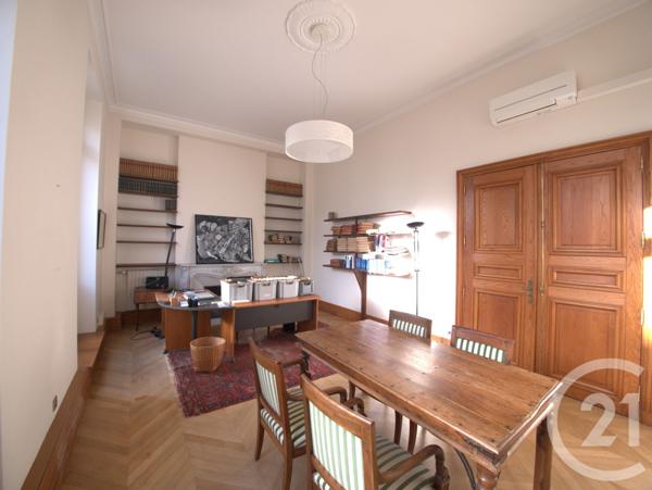 Appartement Local à vendre  9 pièces - 340 m2 DAX - 40