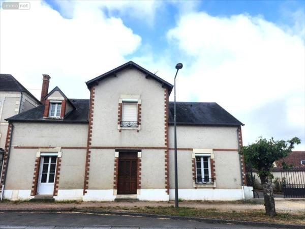 Maison à vendre à Levet dans le Cher (18340), ref : 34646LI