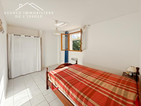 Besse-sur-Issole (83890) Maison Besse-sur-Issole, 88m², 700m² de terrain, garage, atelier, au calme