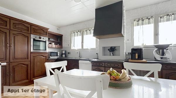 Maison 200 m2 avec un local commercial