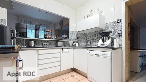 Maison 200 m2 avec un local commercial