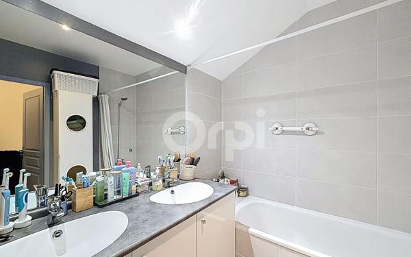 Maison à vendre    4 pièces • 87,03 m2 Vulbens
