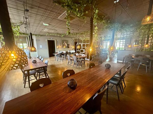 MURS COMMERCIAUX LIBRES TOUTES ACTIVITÉS RESTAURANT ÉQUIPÉ  FESSENHEIM (Secteur Colmar / Mulhouse)