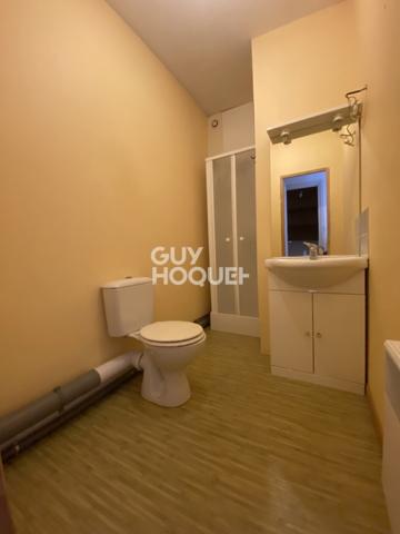 PROXIMITÉ CENTRE VILLE - IMMEUBLE D'ENVIRON 130M²