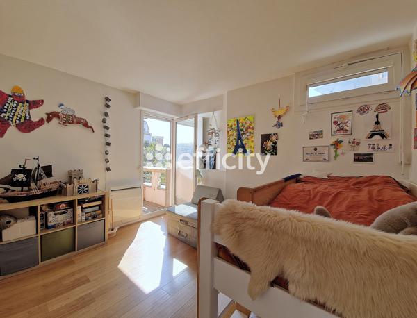 Appartement 4 pièces - 103 m² Exclusivité efficity