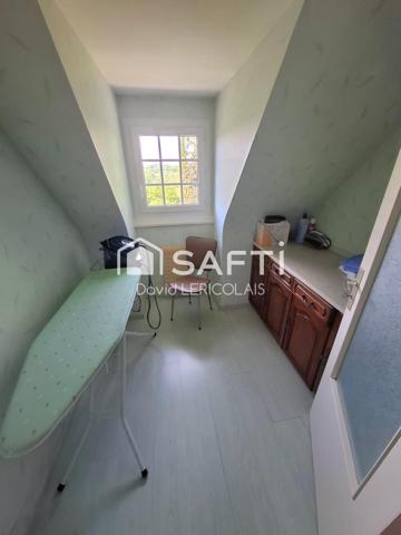 GRANDE MAISON AVEC VUE DEGAGEE SUR LA CAMPAGNE