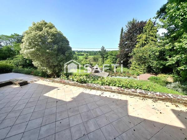 GRANDE MAISON AVEC VUE DEGAGEE SUR LA CAMPAGNE
