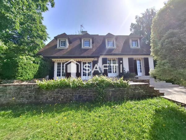 GRANDE MAISON AVEC VUE DEGAGEE SUR LA CAMPAGNE