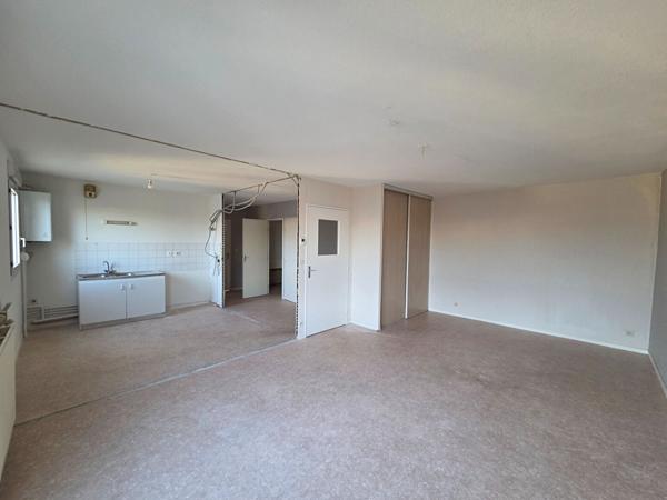 Appartement à rénover proche Gare du Mans.