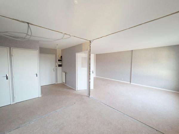 Appartement à rénover proche Gare du Mans.