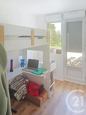Appartement F2 à vendre  4 pièces - 91,91 m 2   BOULLEVILLE  - 27