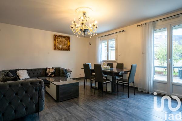 Maison à vendre 6 pièces 92 m² Les Mureaux