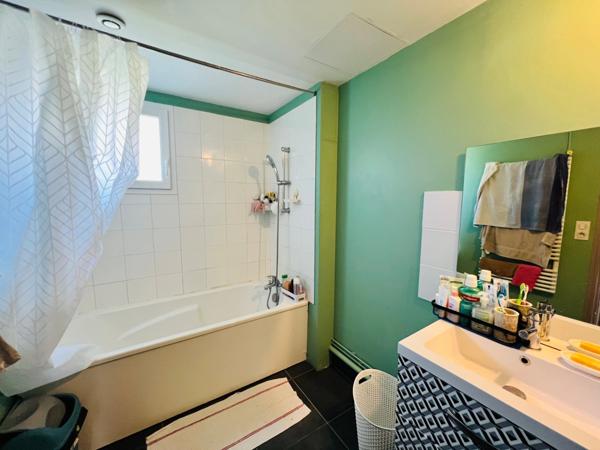 Maison 2010 - 115m²-4 chambres -vie de plain-pied