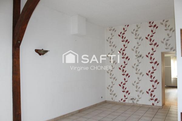 Agréable maison de ville à finir de rénover avec jardin