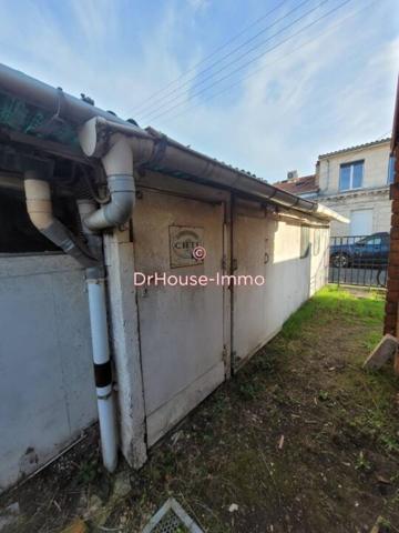 Terrain à vendre 2 pièces de 196 m²
