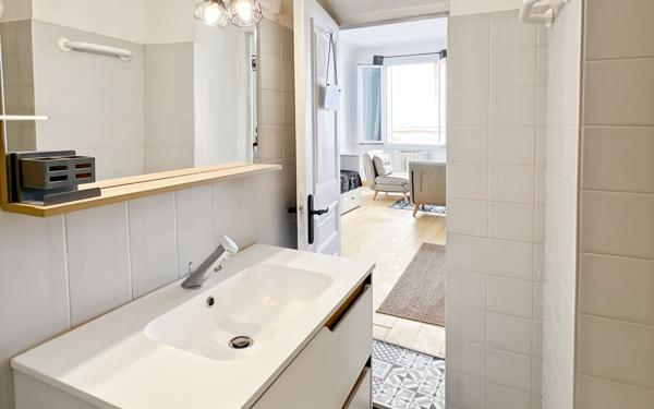 Appartement à vendre    1 pièce • 31,97 m2 Aix-en-Provence