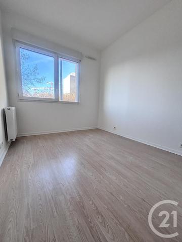 Appartement F3 à vendre  3 pièces - 69,46 m2 LA PLAINE ST DENIS - 93