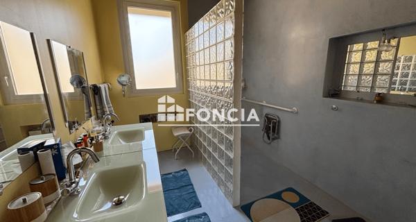 À vendre Maison 7 pièces 270 m² - Lunel 34400