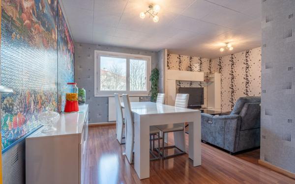 Appartement à vendre    5 pièces • 90,56 m2 Lyon 9