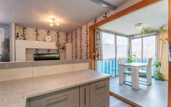 Appartement à vendre    5 pièces • 90,56 m2 Lyon 9