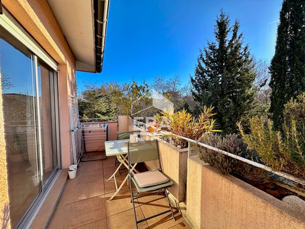 Appartement T3 avec balcon, Aix-en-Provence