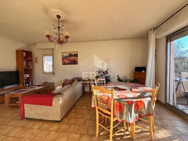 Appartement T3 avec balcon, Aix-en-Provence