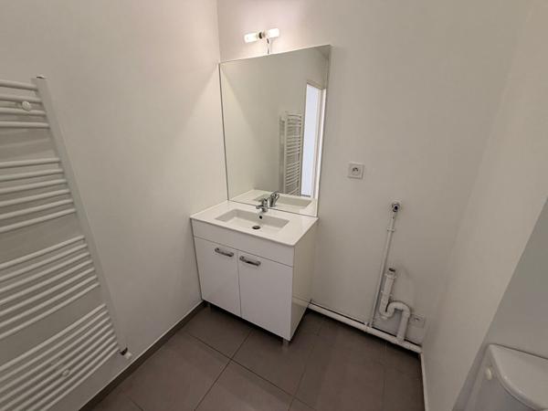 A vendre studio 37 M² - Balcon et parking - Nanterre