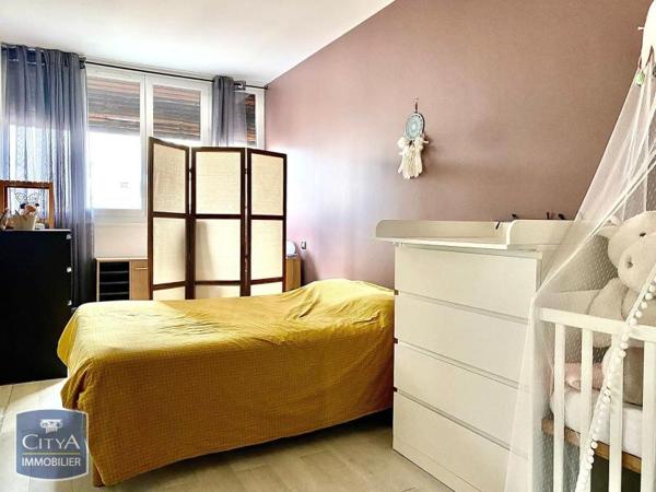 Appartement à louer 2 pièces 62.78m²