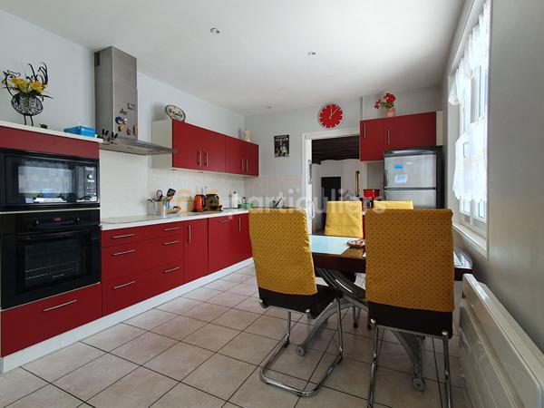 Vente
                Maison120 m² - 4 Pièces -
                    L AIGUILLON LA PRESQU ILE (85460)