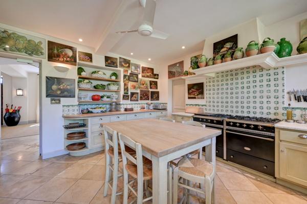 Vente Maison de luxe Saint-Rémy-de-Provence 23 Pièces 1006 m²