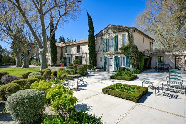 Vente Maison de luxe Saint-Rémy-de-Provence 23 Pièces 1006 m²