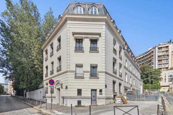 Vente Hôtel particulier Paris 16 15 Pièces 530.95 m²