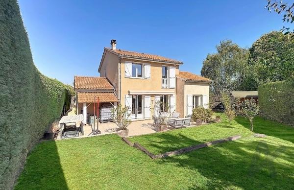 Maison à Lentilly