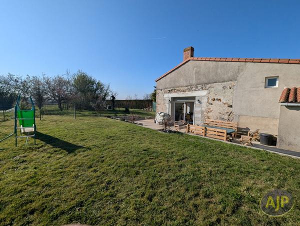 Vente maison Clisson : 325 500 € - AJP Immobilier Clisson