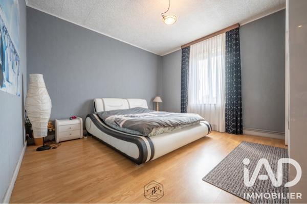 Maison à vendre 5 pièces 185,76 m² Crusnes