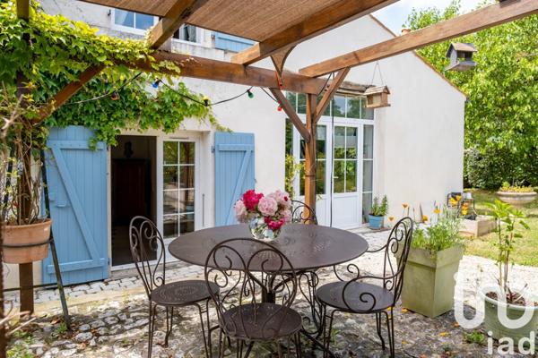 Maison à vendre 8 pièces 275 m² La Rochelle