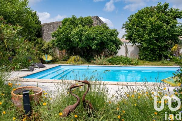 Maison à vendre 8 pièces 275 m² La Rochelle