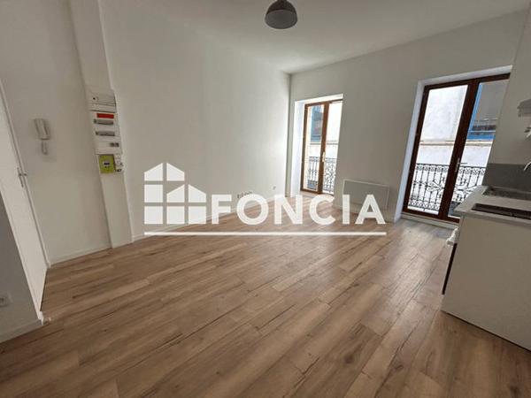 Location Appartement 2 pièces 38.5 m² - 38 Rue de l'Hôtel de ville Castres 81100