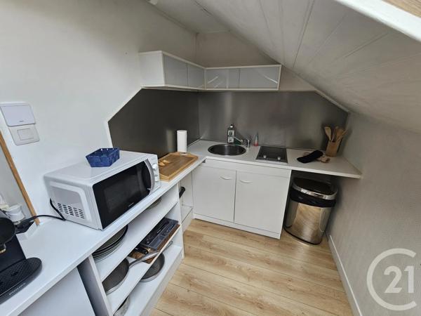 Immeuble à vendre  85 m 2   ST QUENTIN  - 02