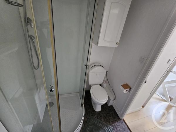 Immeuble à vendre  85 m 2   ST QUENTIN  - 02