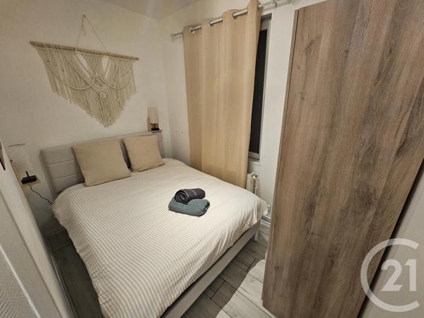 Immeuble à vendre  85 m 2   ST QUENTIN  - 02