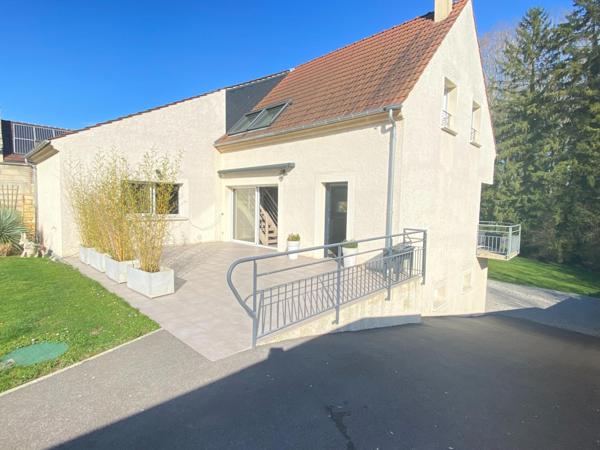 Au calme, maison de 160 m2, lumineuse, 4 chambres