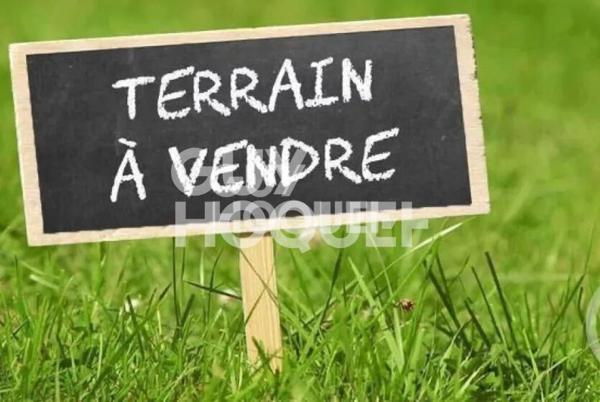 Terrain de 430 m2 à Meucon.