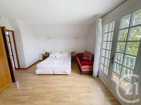 Maison à vendre  4 pièces - 138 m 2   LAIGNEVILLE  - 60
