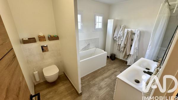 Maison à vendre 6 pièces 177 m² Jonquerettes