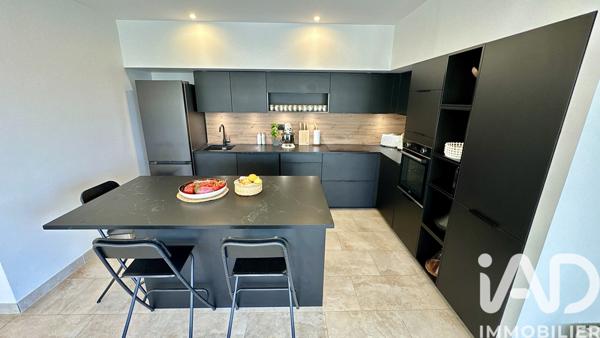 Maison à vendre 6 pièces 177 m² Jonquerettes