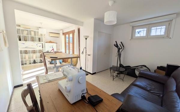 Maison à vendre    7 pièces •  Avignon