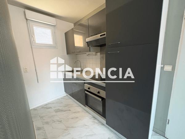 Location Studio 41.95 m² - 19 - 21 RUE DES MAJOTS Amiens 80000