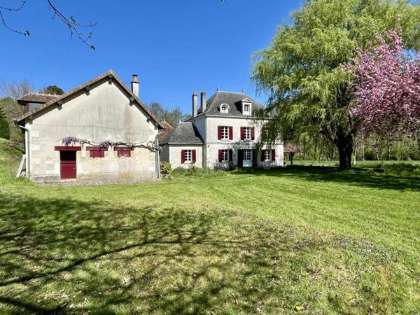 Maison à vendre |  Valençay |  11 pièces | 401 m²